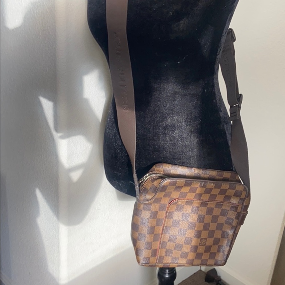 Authentic Louis Vuitton Damier Olav PM
